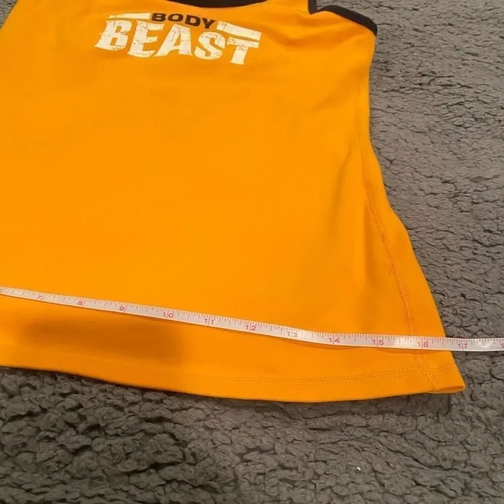 Beach Body Tank Top Size Medium - Picture 11 of 12